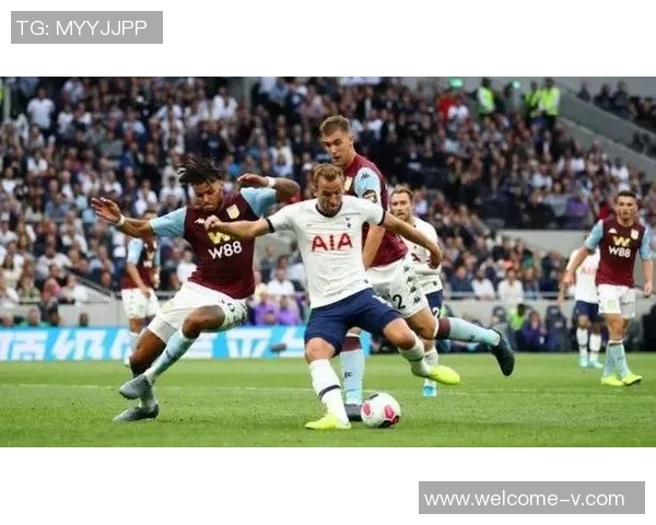 英超分析:曼联力克热刺枪手顺利晋级蓝军客战维拉面临挑战 英超分析:曼联力克热刺枪手顺利晋级蓝军客战维拉面临挑战